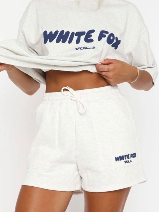 White Fox Boutique Pants - White Fox Offstage Lounge Shorts. S
